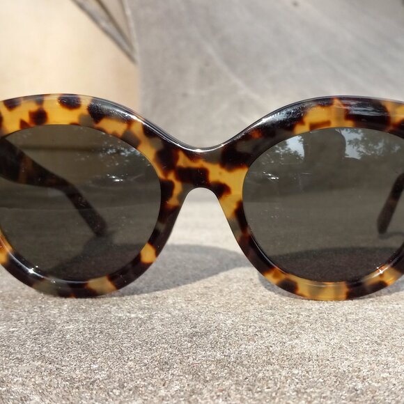 Balenciaga Havana Tortoiseshell Cat-eye Sunglasses w Bold Arm Logo - Picture 1 of 16